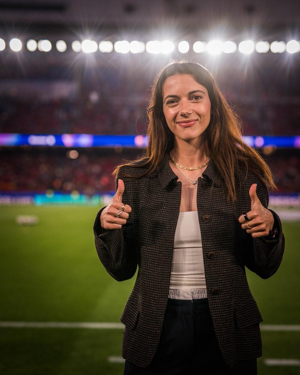 开云体育官网-助威男足,邦马蒂到诺坎普现场观看巴萨与马竞的首回合比赛