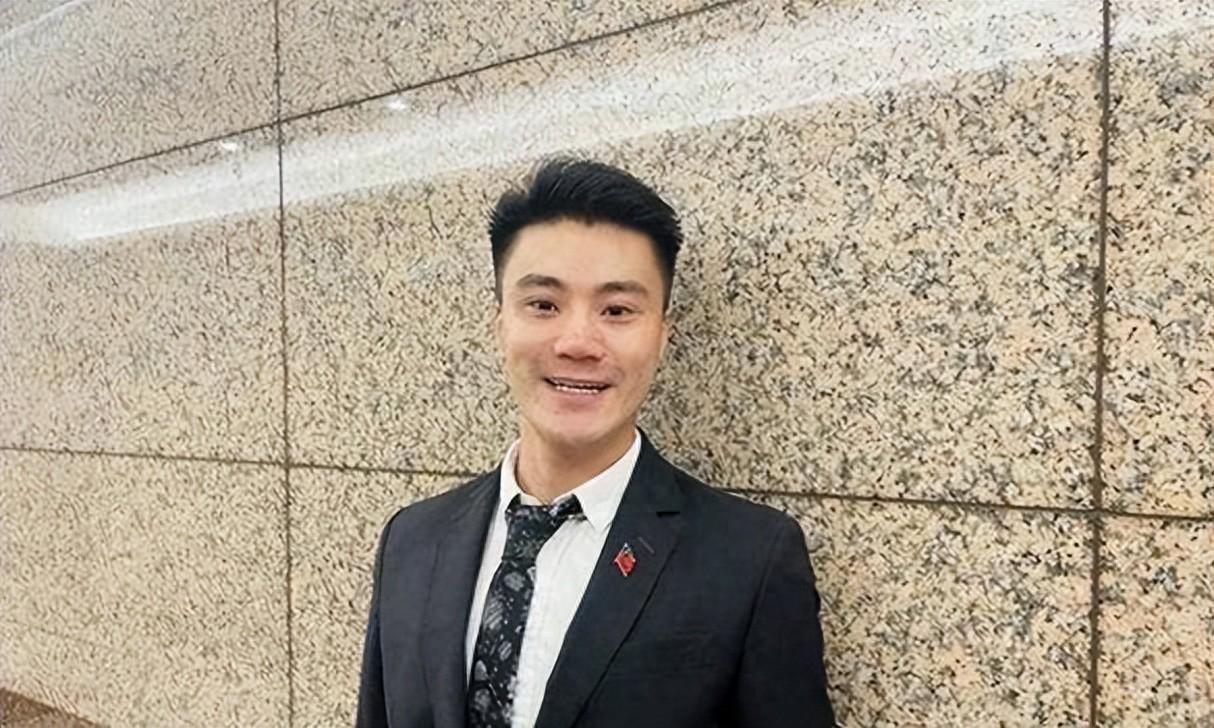 开云体育入口-国民党内讧，前高层冲闯党部斥责郑丽文：你不配当主席，是个卒子